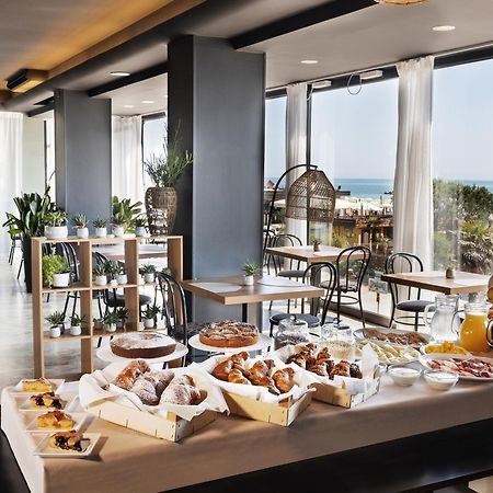 Hotel Constellation Lido Di Savio Kültér fotó