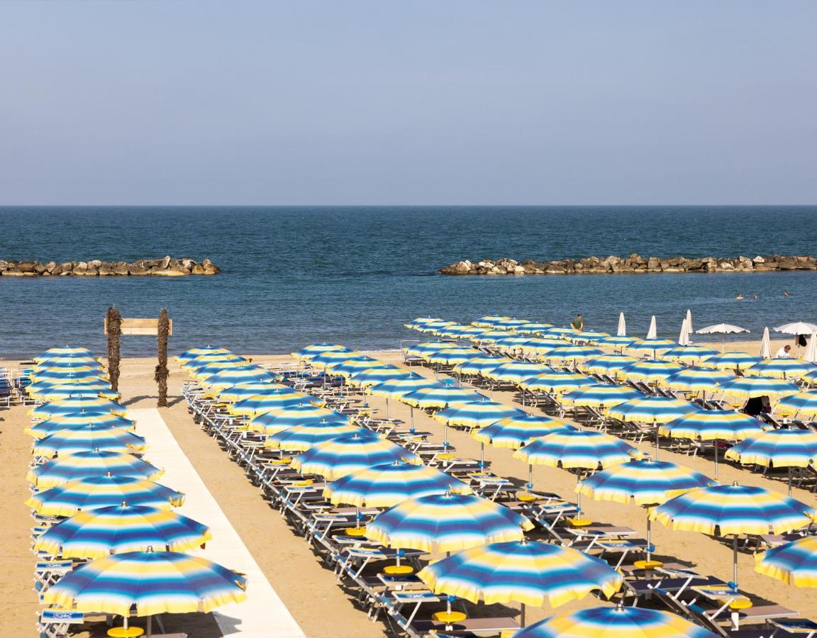 Hotel Constellation Lido Di Savio Kültér fotó