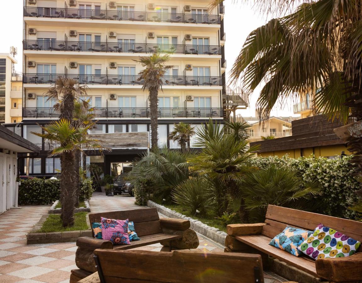 Hotel Constellation Lido Di Savio Kültér fotó