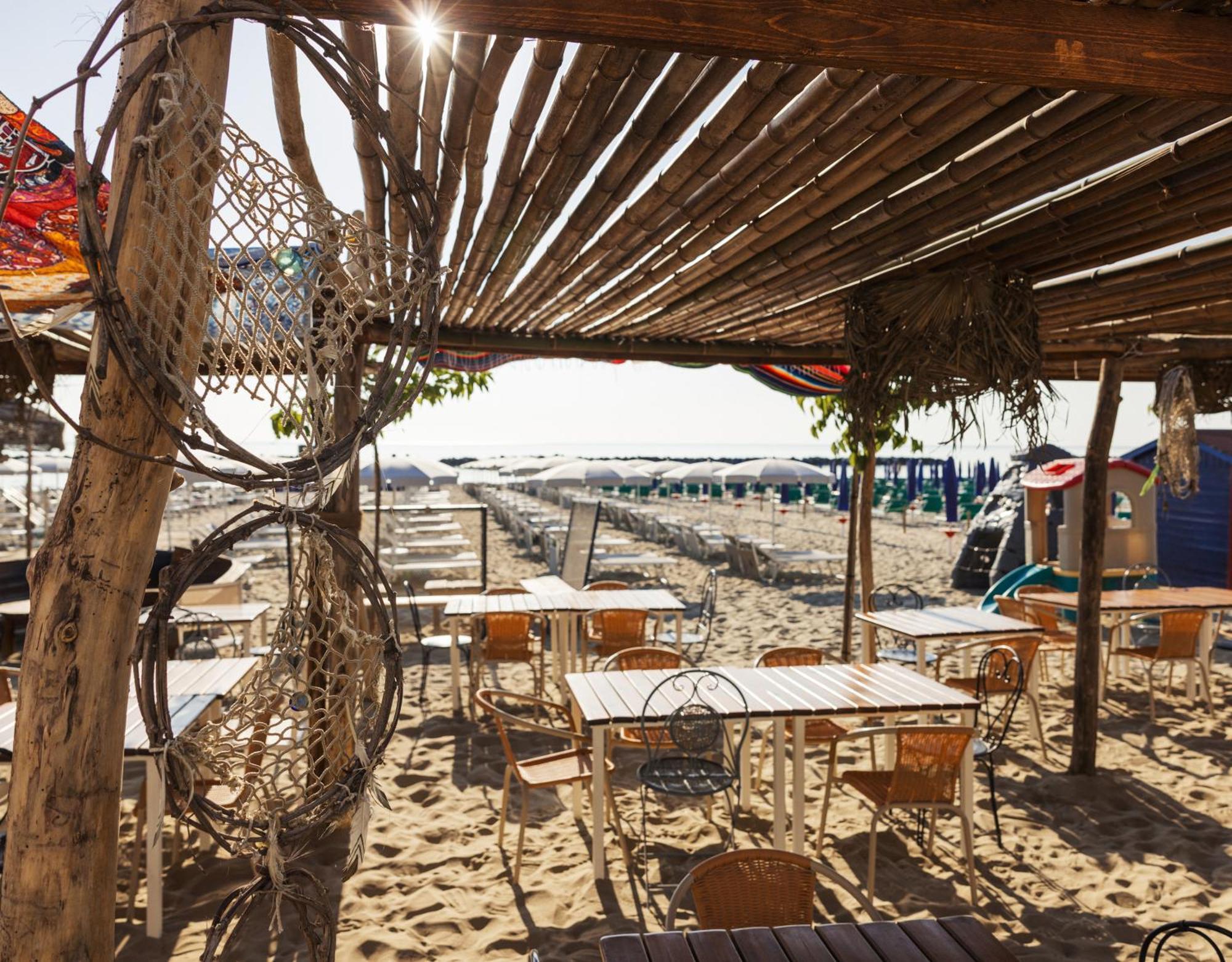 Hotel Constellation Lido Di Savio Kültér fotó